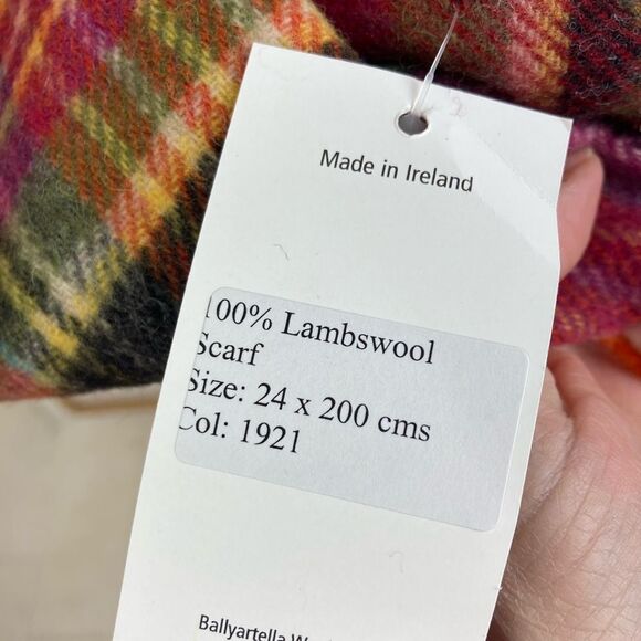 NWT Irish wool by John Hanly & Co. Pink tartan scarf or shawl w/ fringe tassels - Picture 6 of 8